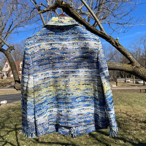 St John sparkly boucle cropped jacket size 2, shades of blue/yellow - Picture 6 of 9